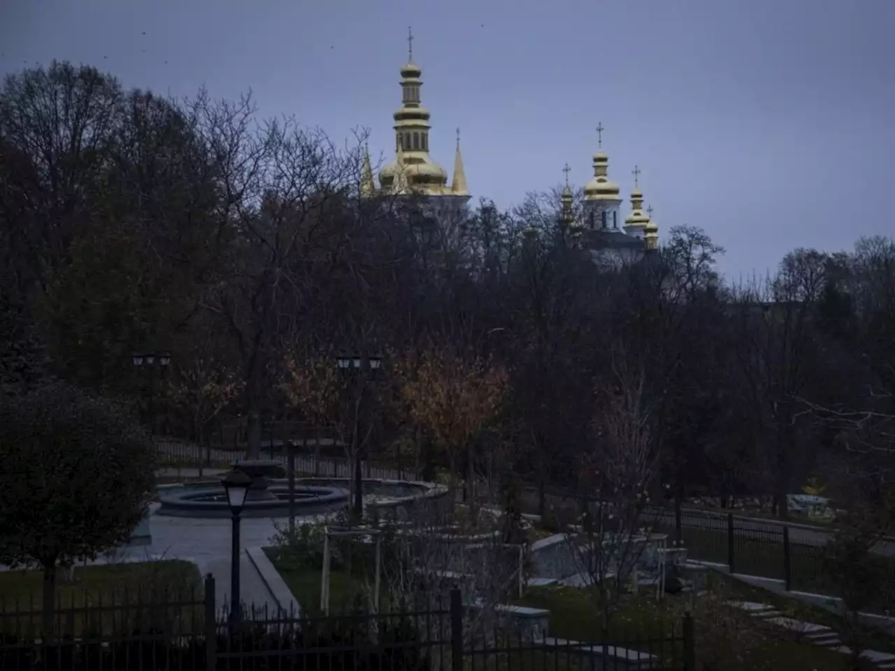 Kyiv prepares for a winter with no heat, water or power