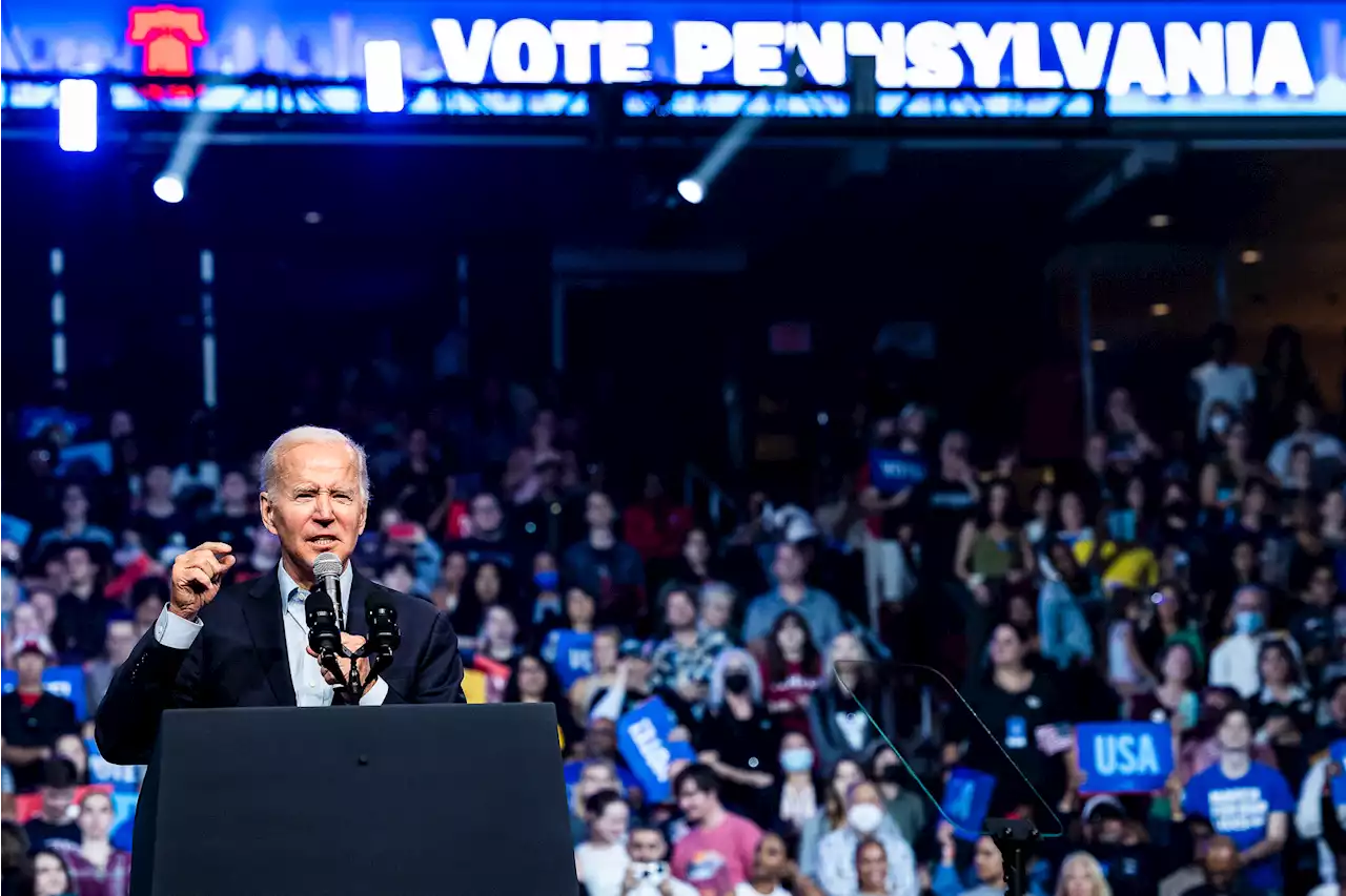 Biden closes the election with a big roll of the dice