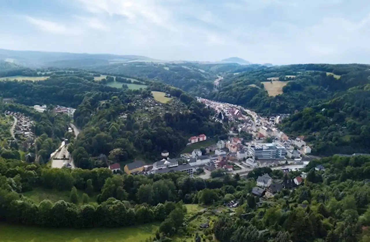 Zum 9. November in Glashütte: 33 Jahre nach dem Mauerfall ist 'Glashütte' die mit Abstand am besten geschützte Herkunftsbezeichnung Deutschlands