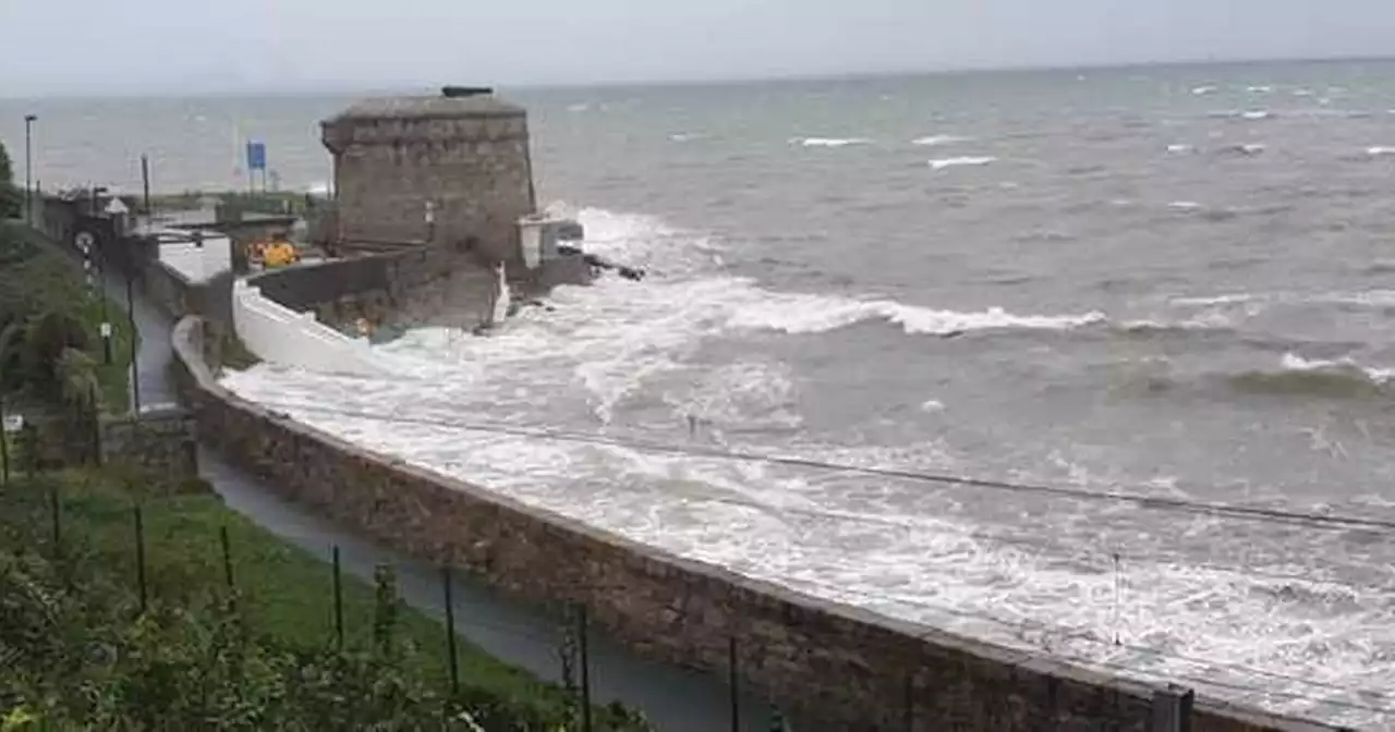 Met Eireann issues two warnings as heavy rain and damaging winds batter country