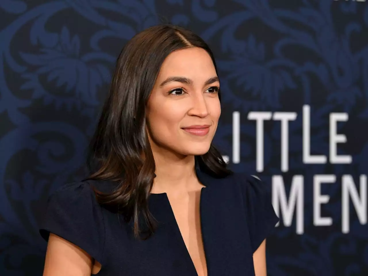 AOC Swears by This Hydrating $21 Vitamin C Serum That ‘Works Like Magic’ for Eliminating Dark Circles