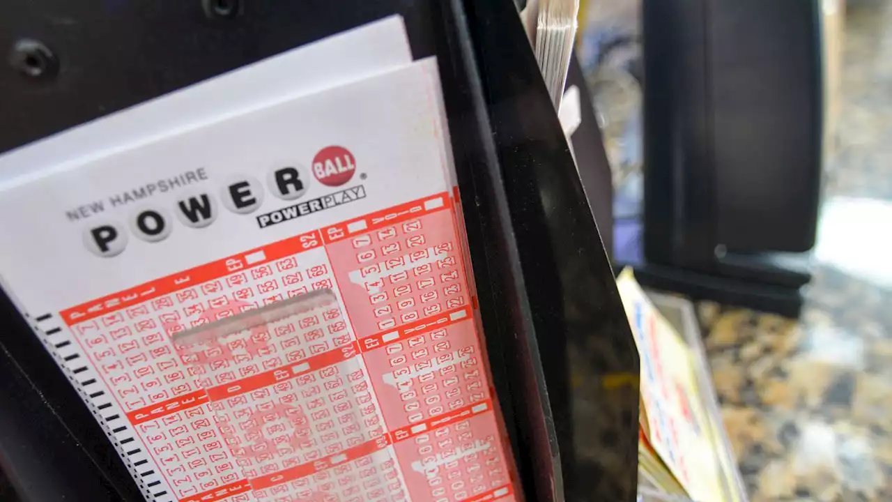 US Powerball jackpot rises to whopping $1.9bn