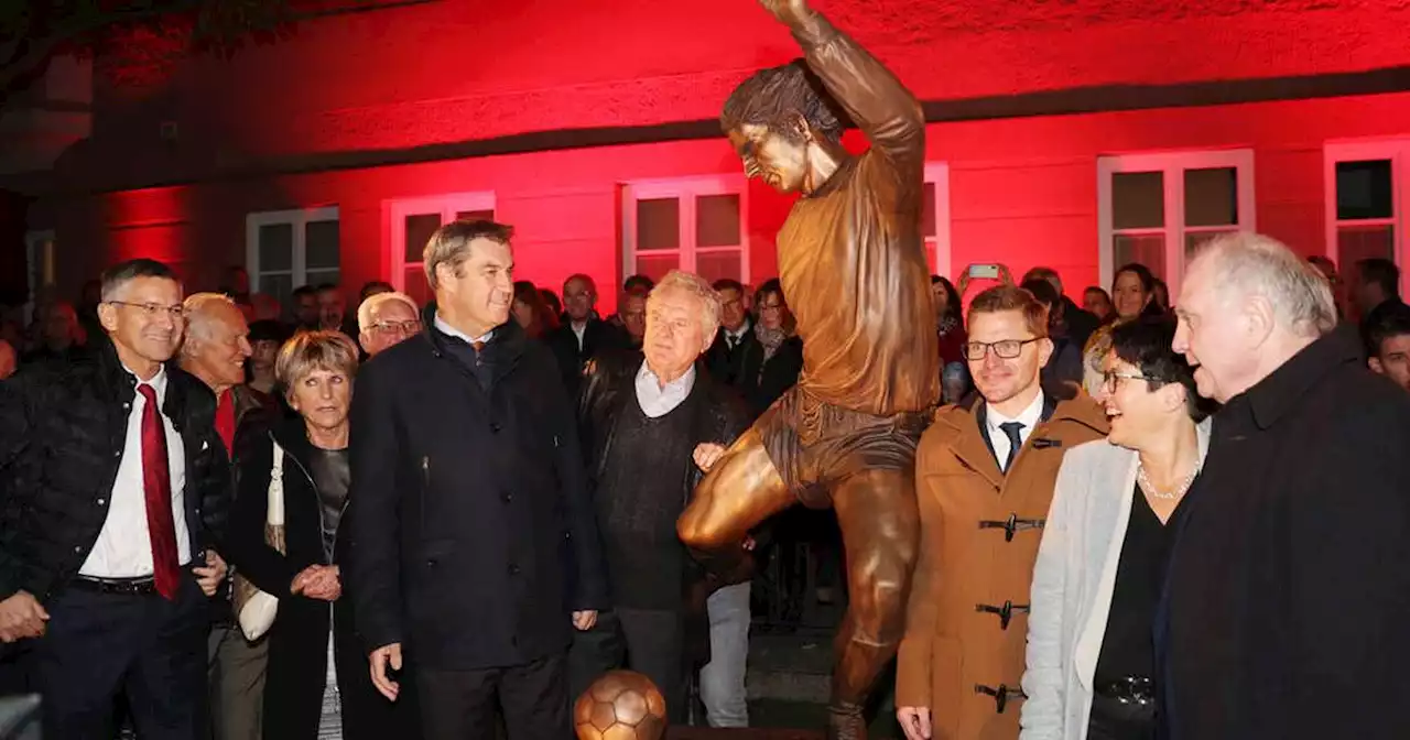 Statue von Bayern-Legende Gerd Müller ruft Spott hervor