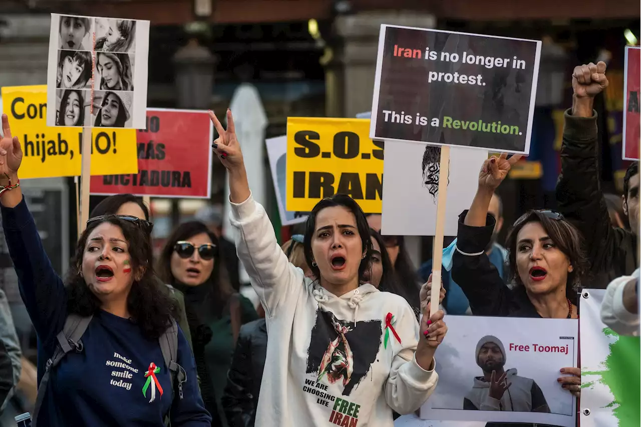 Warum aus den Protesten im Iran eine feministische Revolution geworden ist