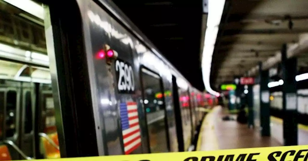 Report: Man Stabbed on New York City Subway While Defending Woman