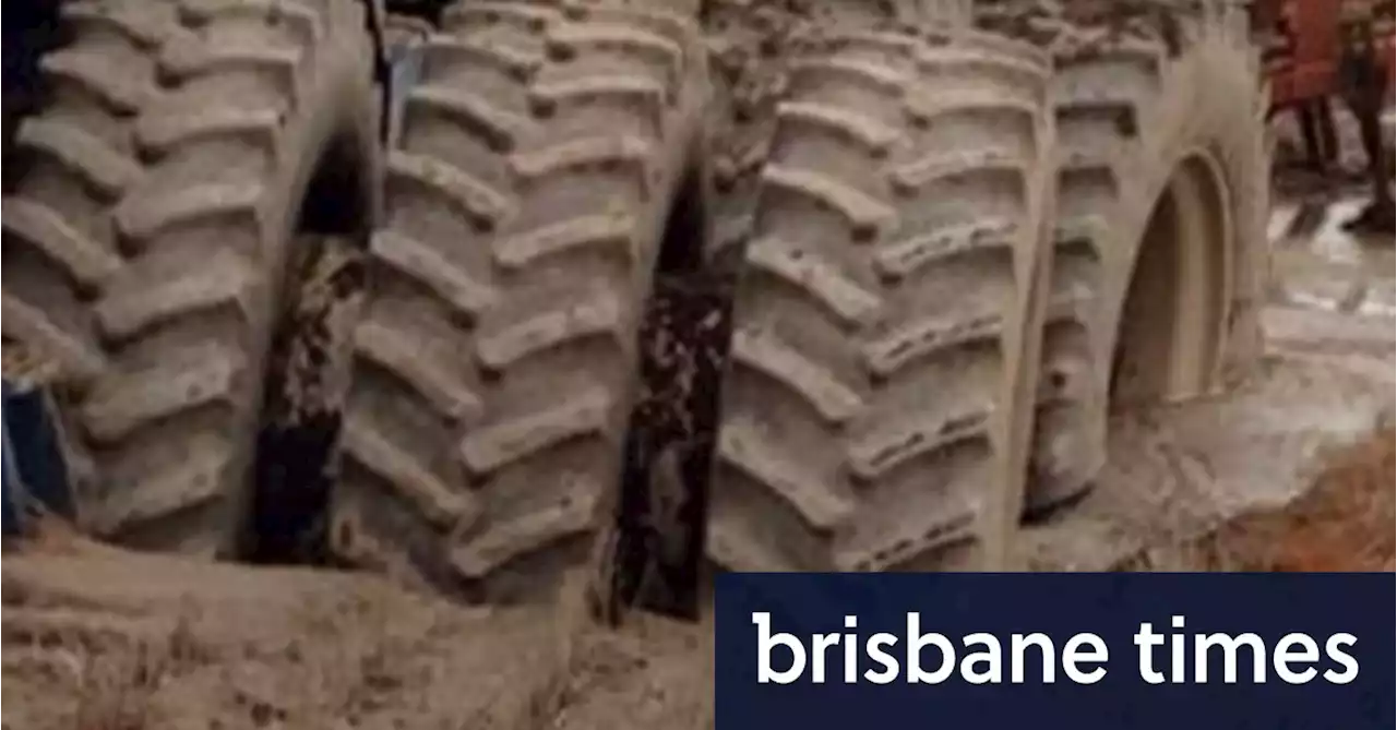 95-year-old Queensland farmer trapped in mud for two days