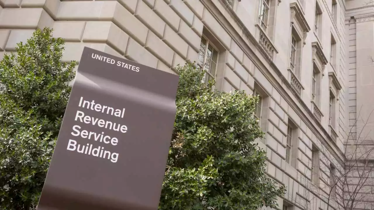 IRS Building 'Hundreds' of Crypto Cases — Official Says $7 Billion in Crypto Seized in 2022 – Taxes Bitcoin News