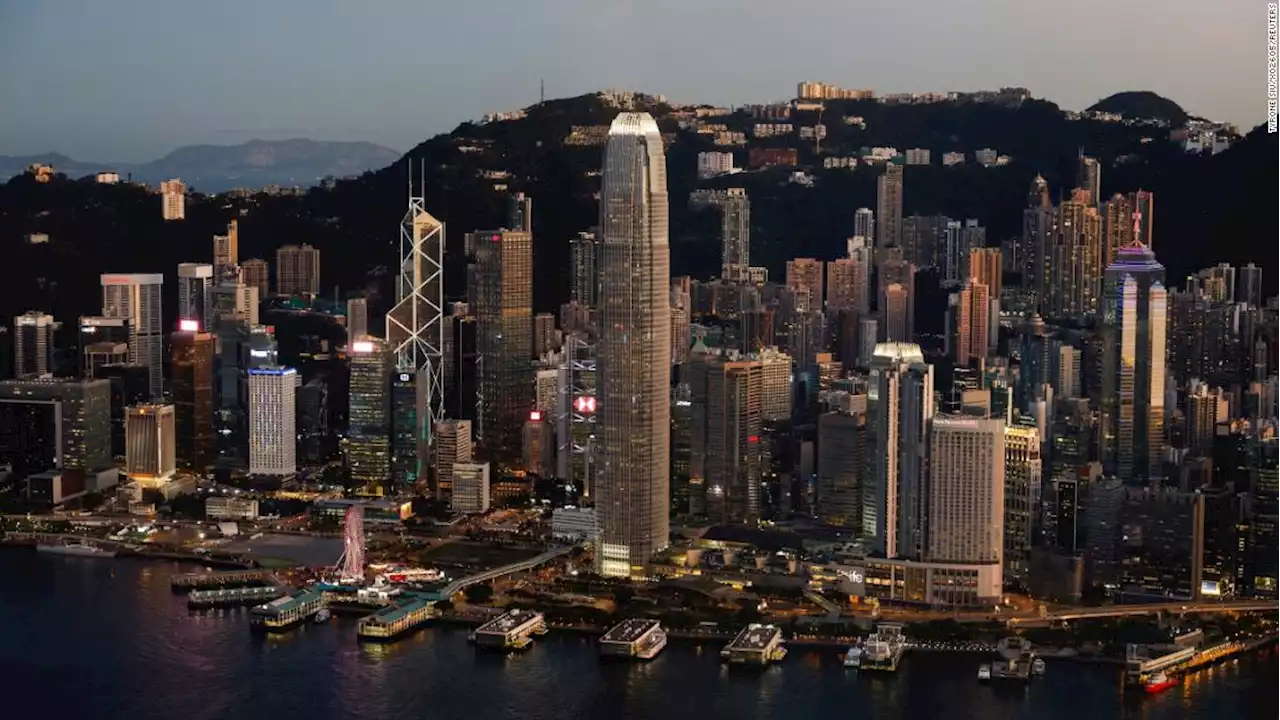 Hong Kong relaxes Covid rules for tour groups