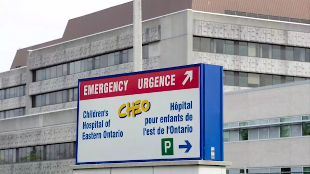 Top doctor at Ottawa children's hospital asks people to mask amid viral surge