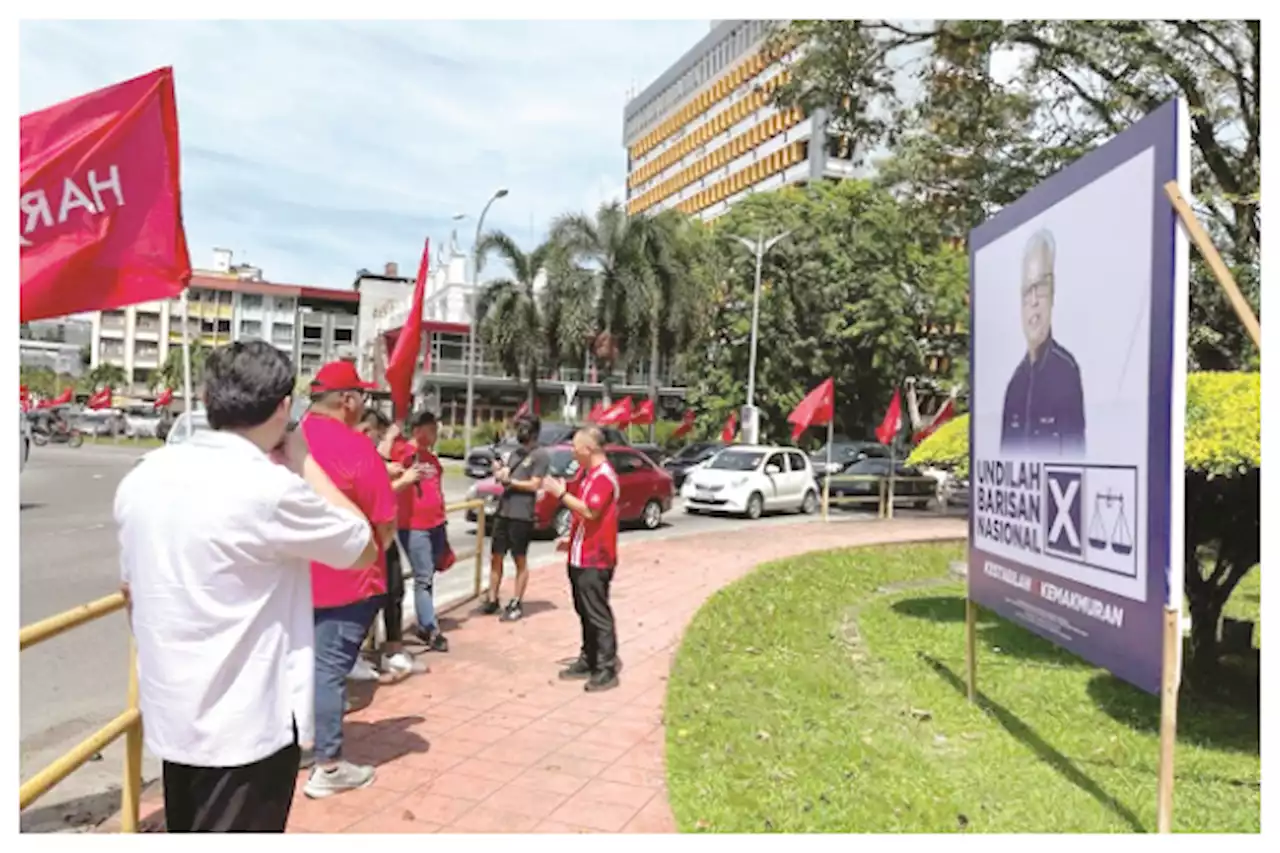 Election Commission to dismantle this billboard | Daily Express Online - Sabah's Leading News Portal