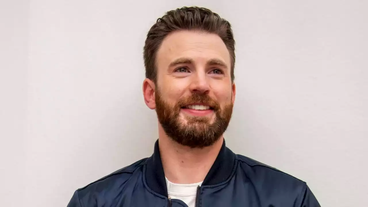 Chris Evans Named 'People's Sexiest Man Alive