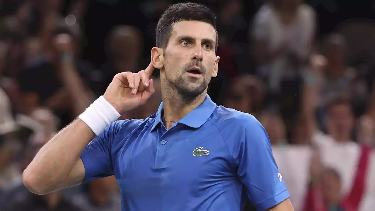 Djokovic-Video sorgt bei Twitter für Verwunderung - Serbe erhält geheimnisvolles Wasser aus seiner Box