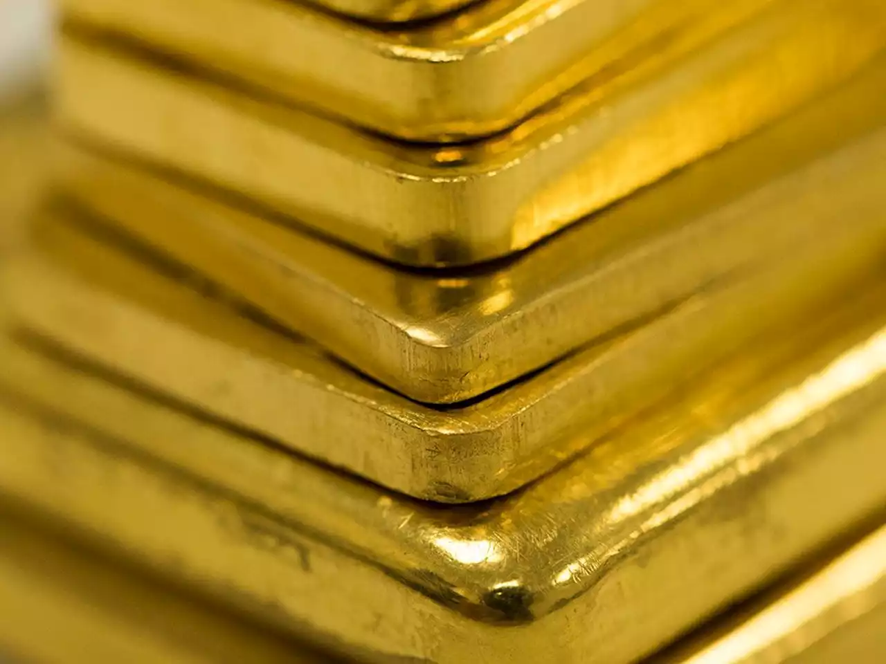 Gold Fields terminates Yamana takeover deal, paving way for Agnico and Pan American