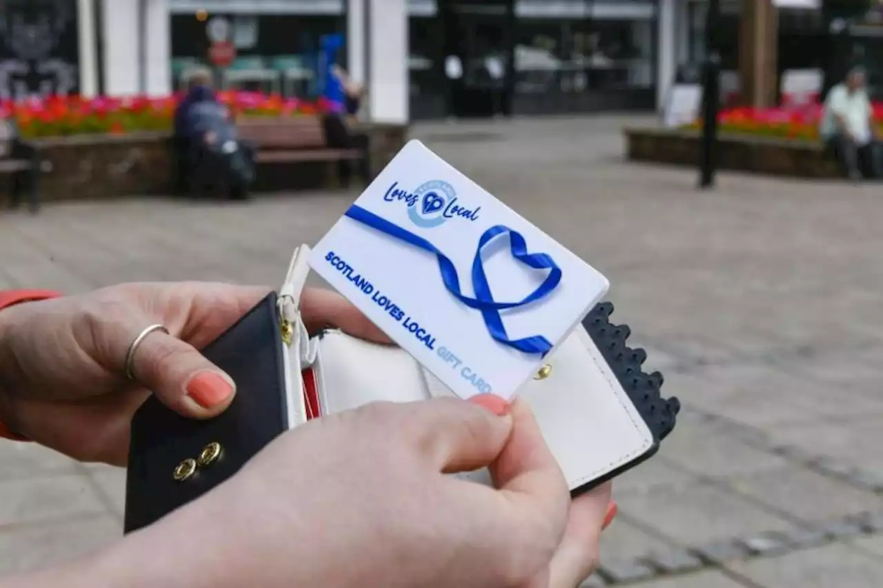 Thousands of households in East Renfrewshire to receive £100 gift cards