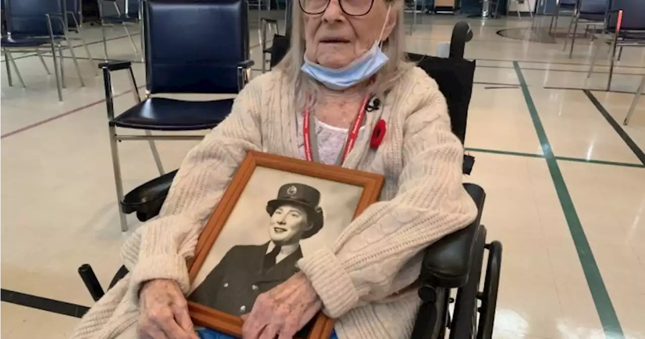 Veterans attend emotional Ste. Anne’s Hospital remembrance ceremony - Montreal | Globalnews.ca