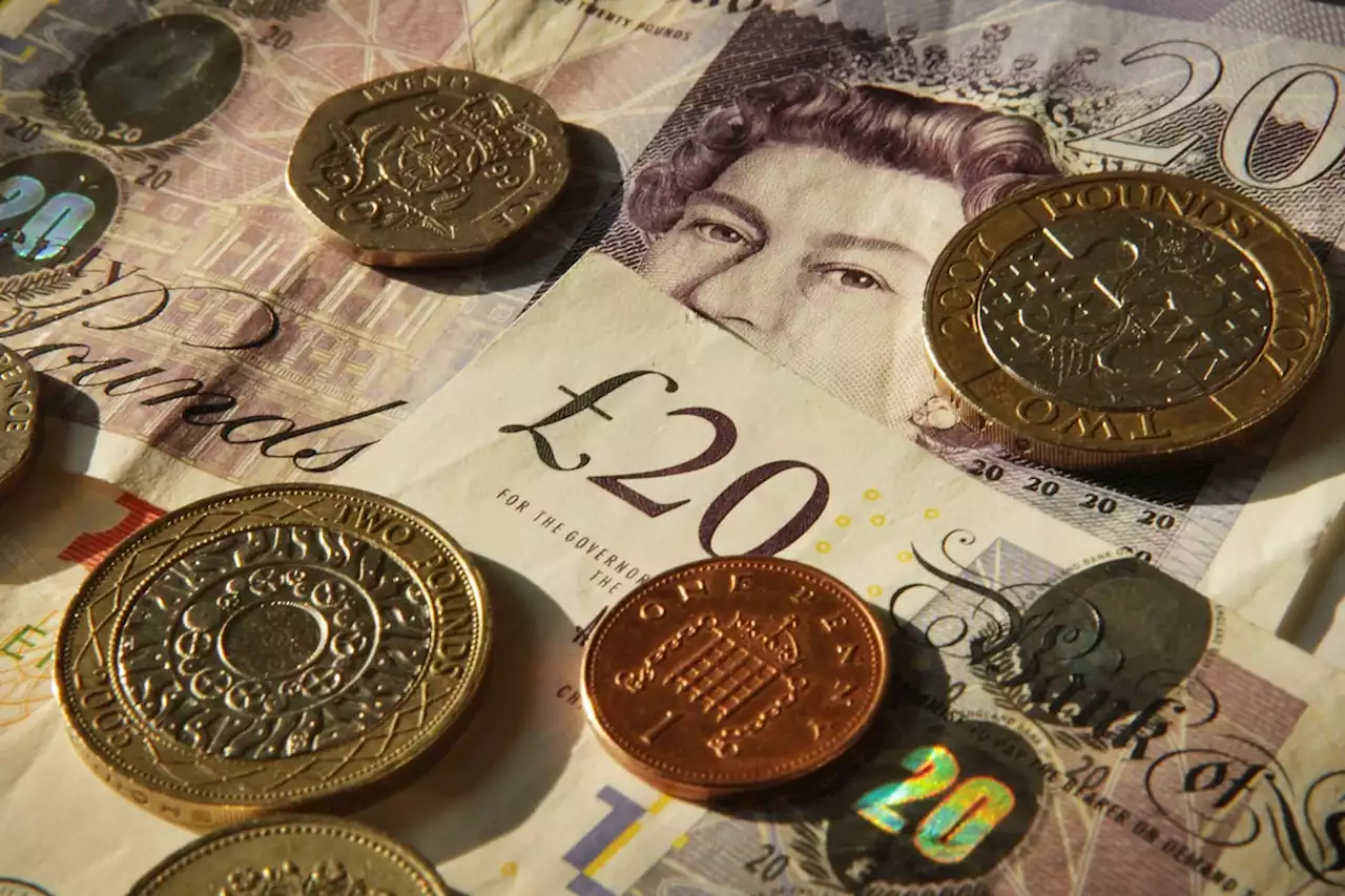 Millions set to receive £300 cash boost on top of £650 cost of living payment