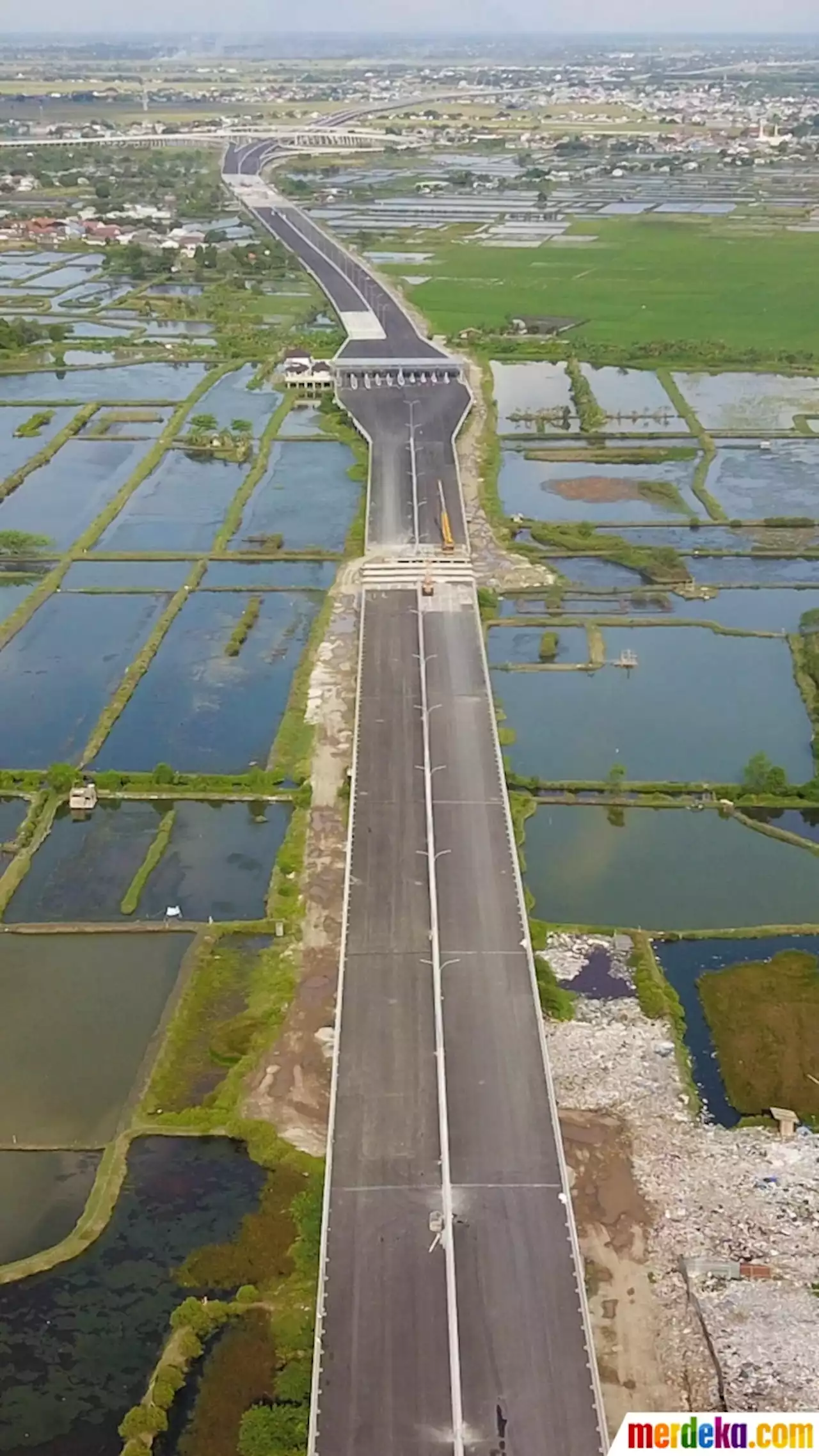 Foto : Progres Pembangunan Jalan Tol JTCC di Marunda | merdeka.com