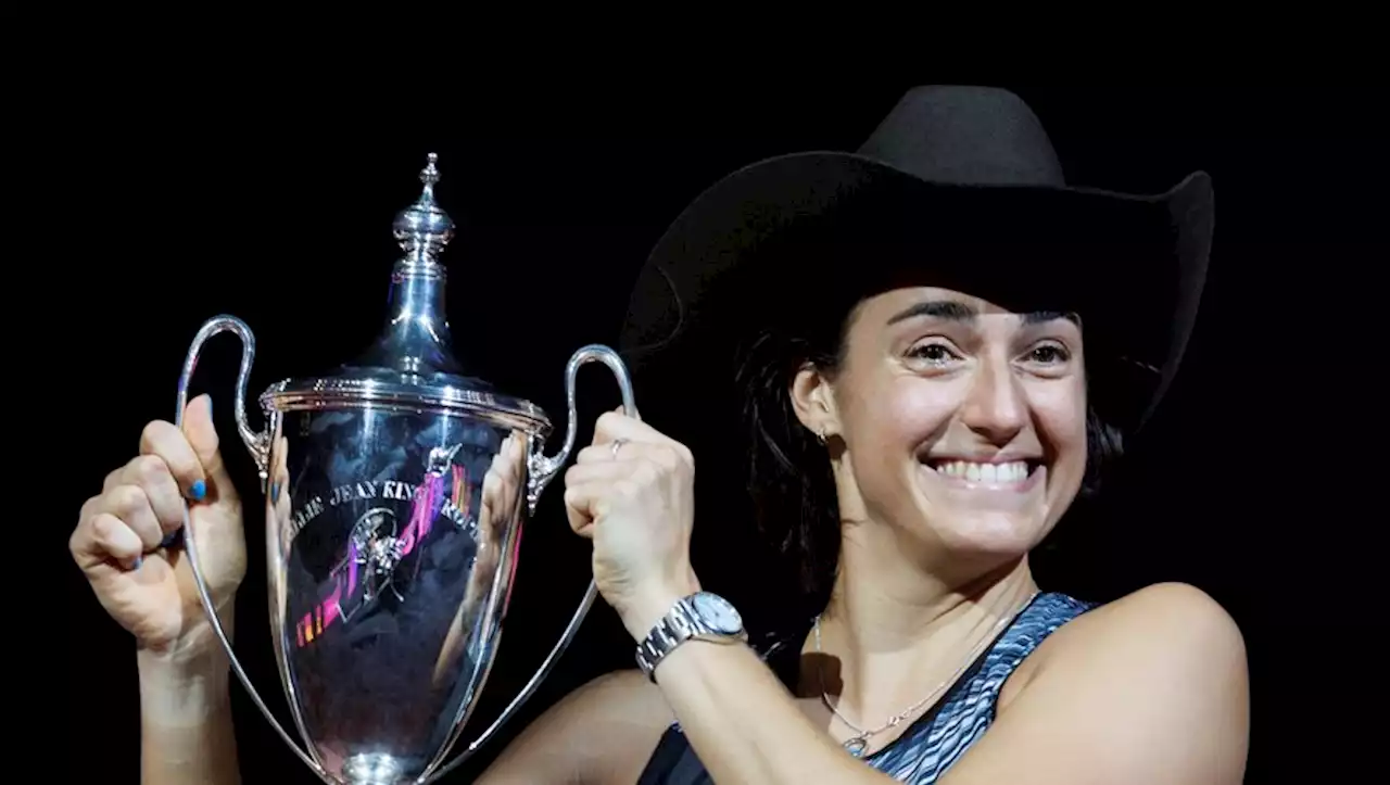 Tennis : Caroline Garcia entre dans l'Histoire en devenant la deuxième Française à remporter le Masters WTA