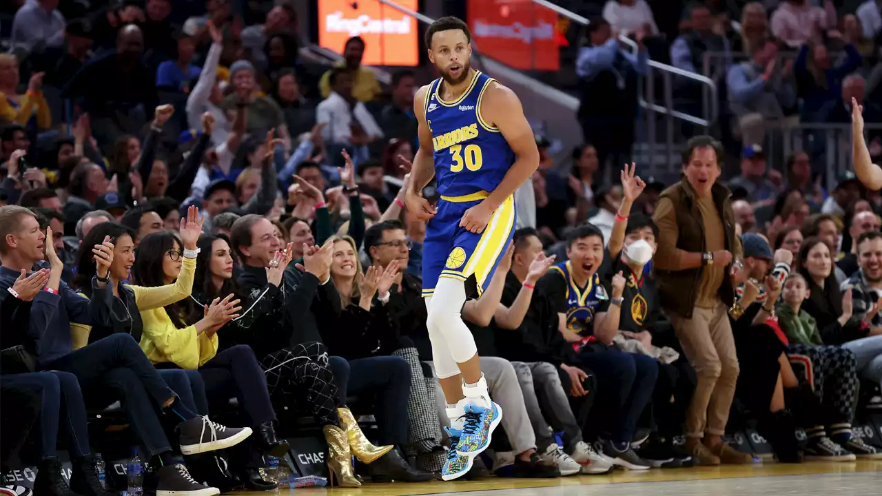 Warriors Observations: Steph Curry's 47-Point Eruption Fuels Win Over Kings