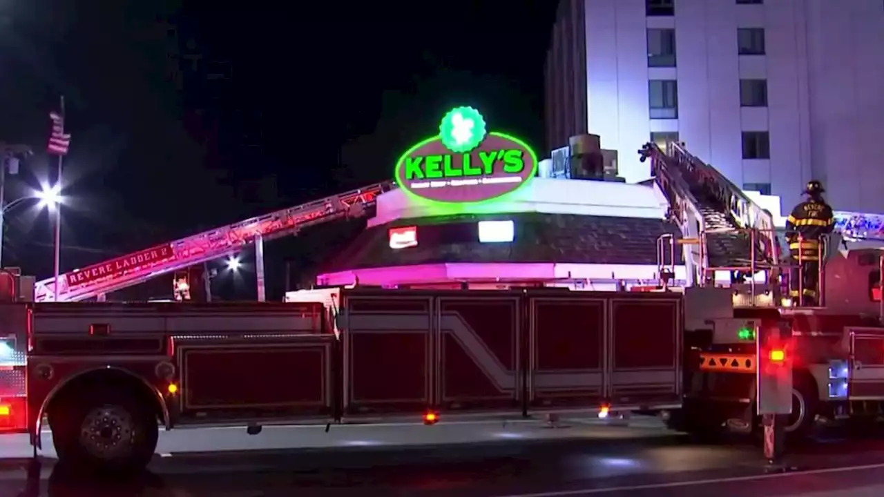 Firefighters Respond to Kelly's Roast Beef in Revere Overnight