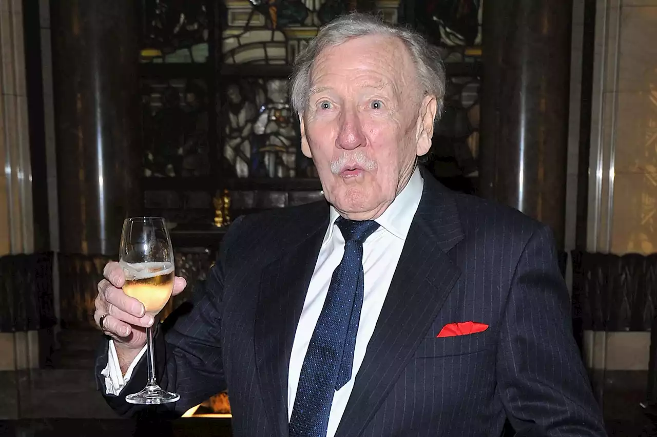 Harry Potter actor Leslie Phillips dead at 98