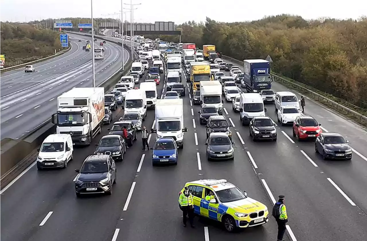 Two press members 'held for 13 hours' after Just Stop Oil protest