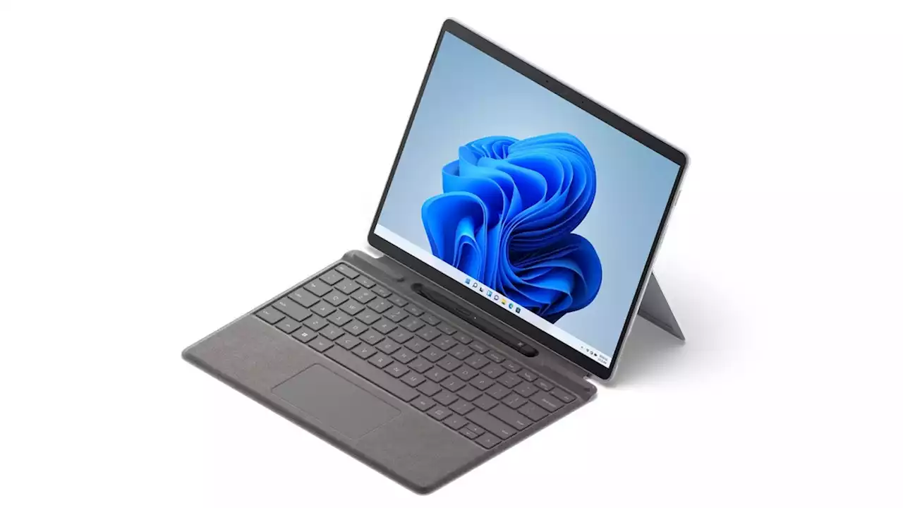 Best Buy has one Surface Pro 8 model (with keyboard) on sale at a huge Black Friday 2022 discount