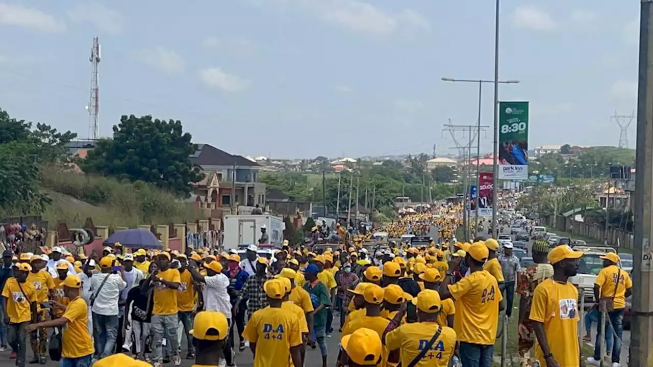Tinubu's one-million-man march grounds traffic, businesses in Ogun