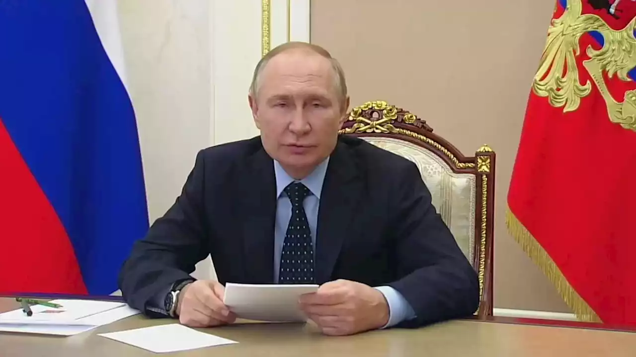 Путин заявил, что поддержка государством семей с детьми должна становиться более весомой