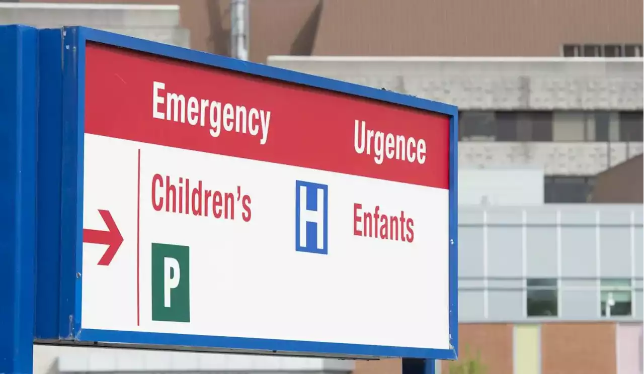 Toronto’s top doctor urged to look at mandatory masking in schools as sick kids swamp hospitals