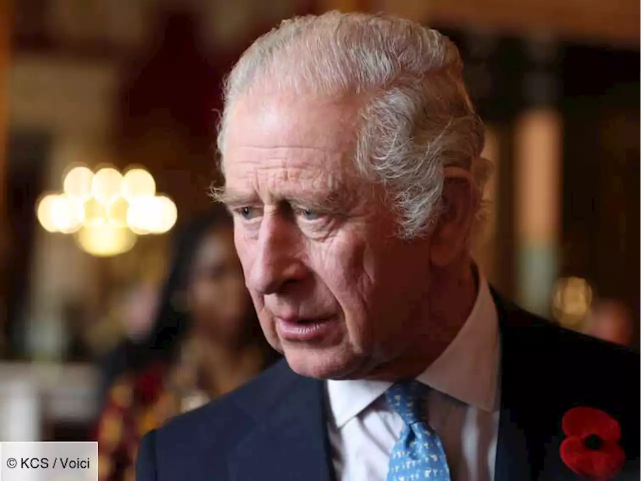 Scandale à Buckingham : cette “très mauvaise décision” prise par un garde du palais royal - Voici