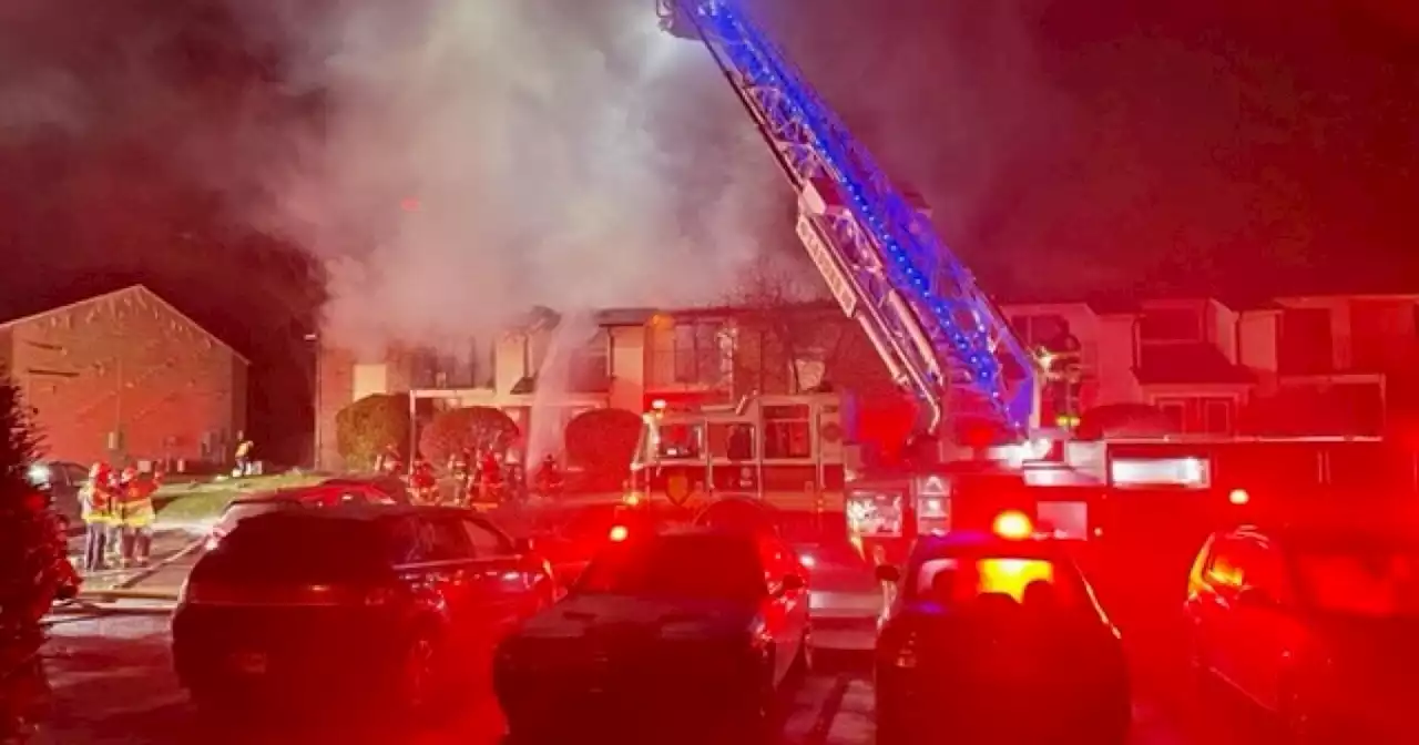 Several apartments affected, occupants displaced in early morning blaze on Indianapolis' southeast side