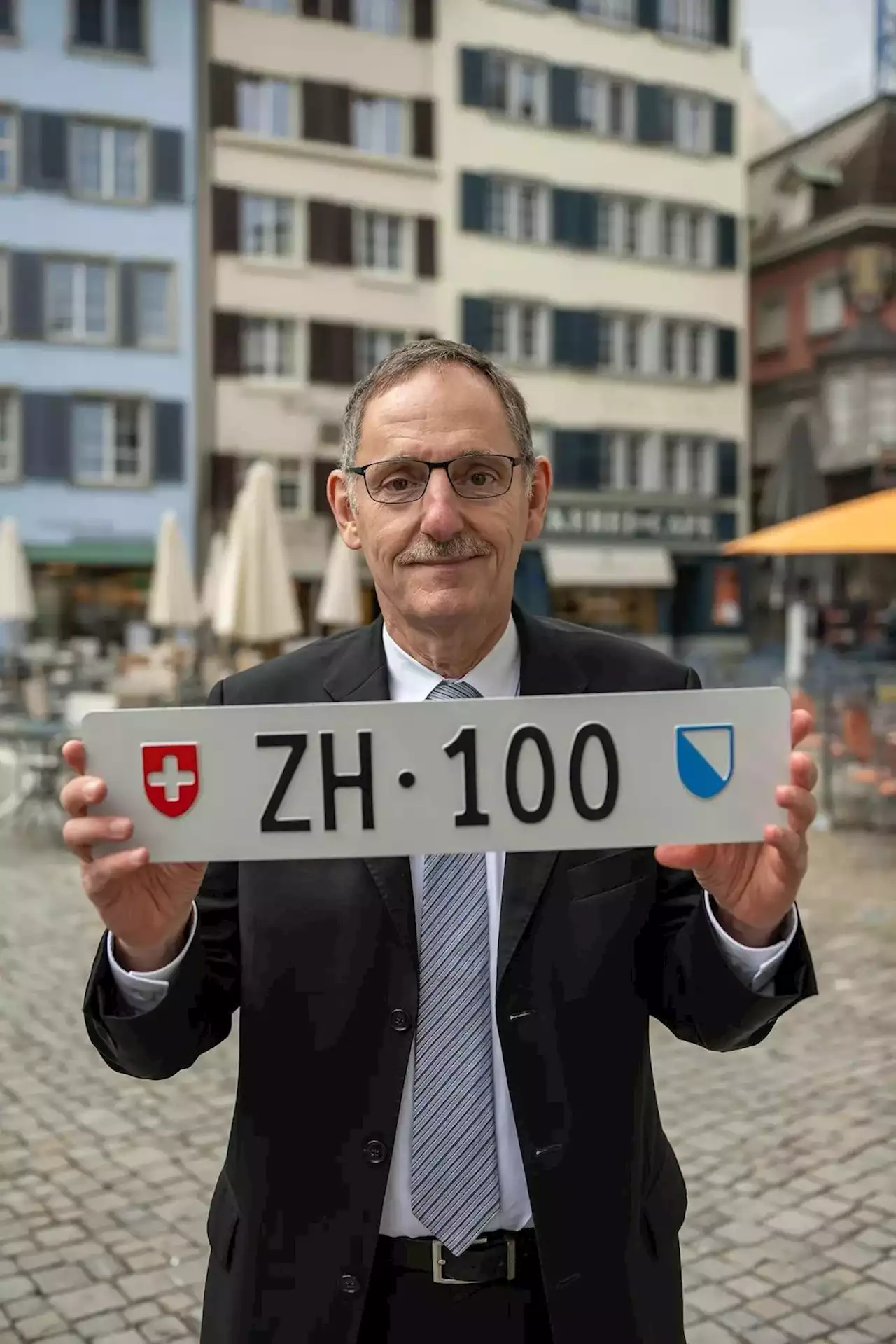 Kontrollschild-Auktion: Rekord knapp verpasst – «ZH 100» für 226’000 Franken verkauft