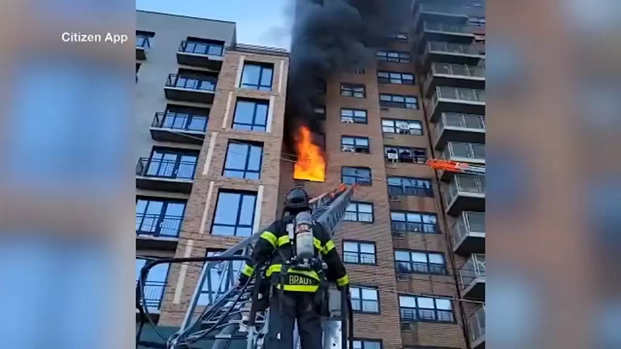 1 firefighter injured in apartment fire in Morris Heights, the Bronx