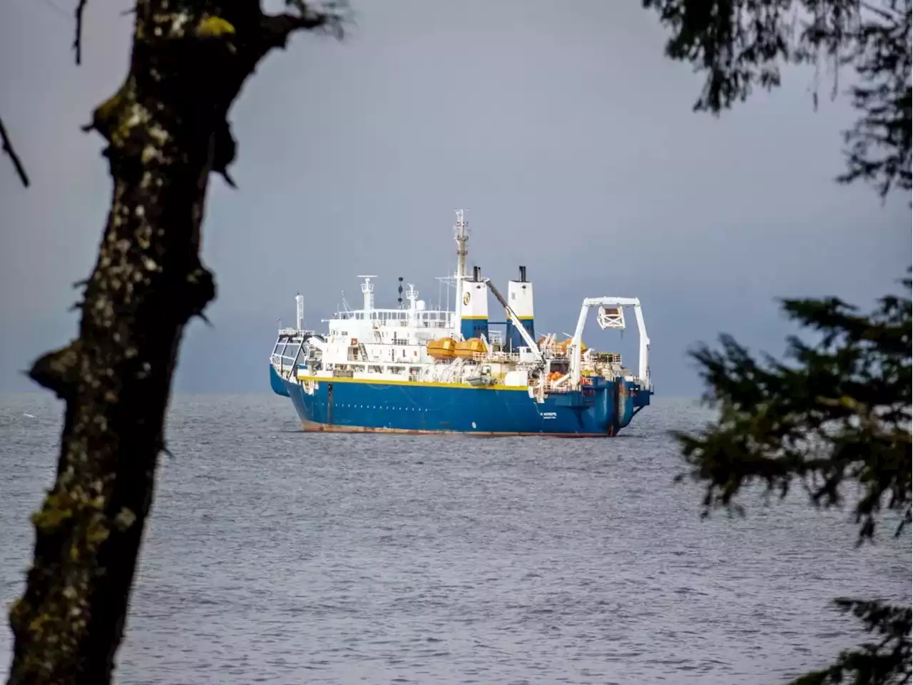 Cable ship finishes undersea fiber optic link to Southeast's Prince of Wales Island