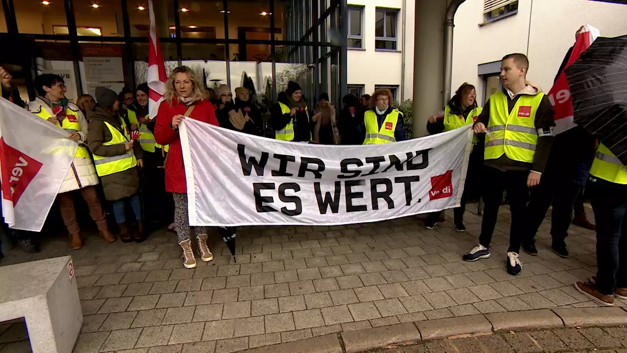 Klinik-Streiks in Franken: 'Wir gehen hier zugrunde'