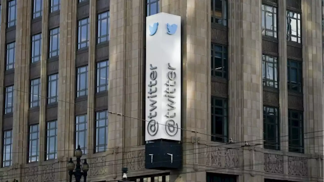 Twitter to add 'official' mark to verified big accounts