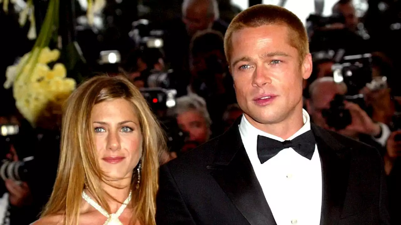 Jennifer Aniston Clears Up Decades-Long Rumor About Brad Pitt Marriage