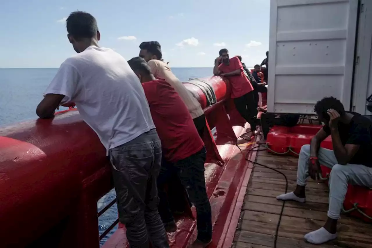 Marseille : le navire de SOS Méditerranée fait route vers la Corse avec 234 migrants rescapés à son bord