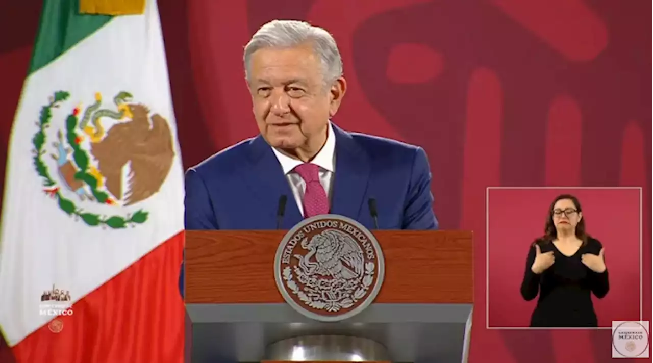 Pide AMLO a Sheinbaum 'liberar' el Zócalo para manifestación por el INE