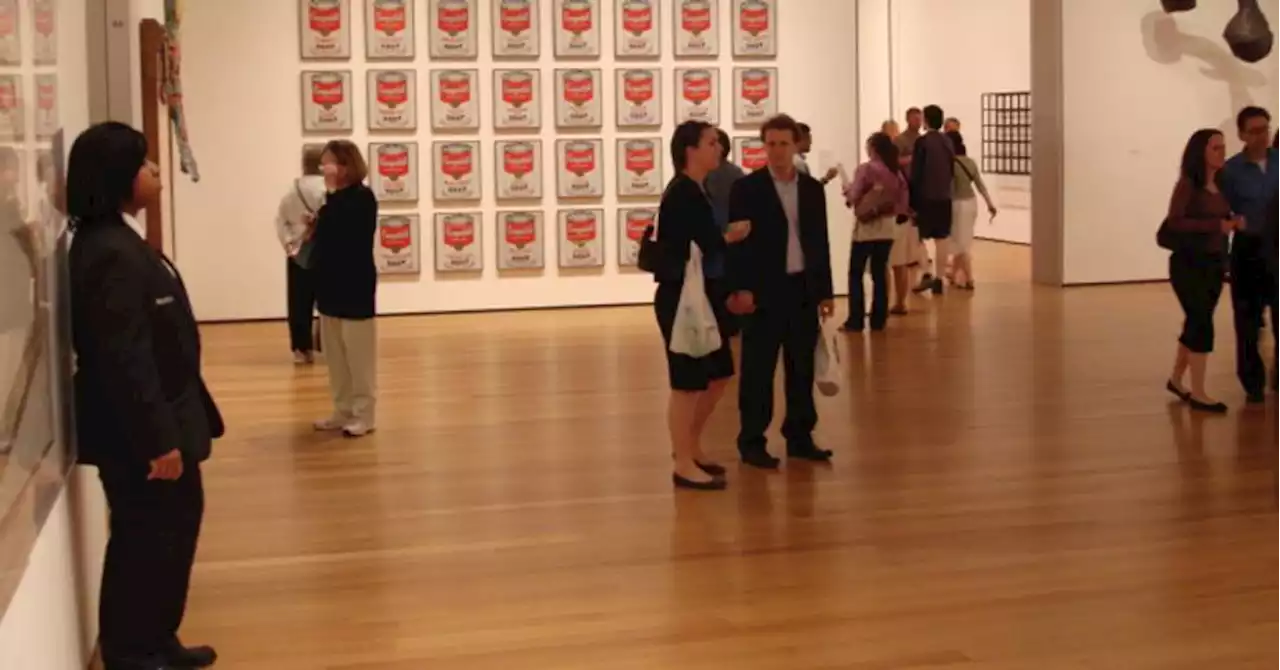 Une oeuvre de Warhol ciblée par des militantes pro-climat en Australie