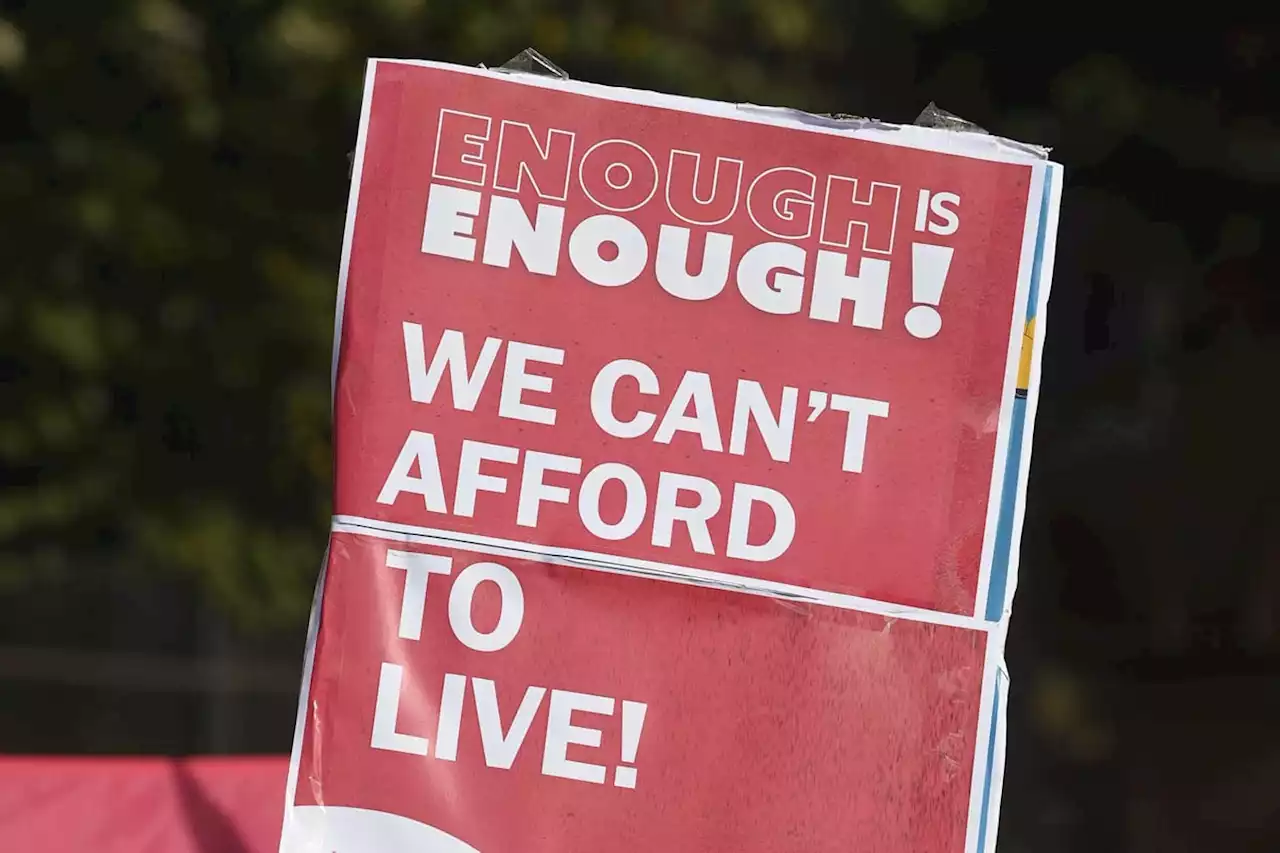 'We're left with £50 a month': Leeds University students to stage cost of living protest today