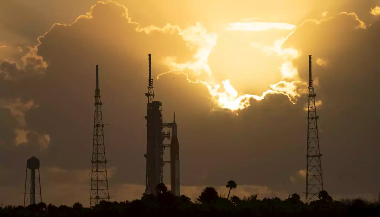 NASA Prepares Rocket, Spacecraft Ahead of Tropical Storm Nicole, Re-targets Launch – Artemis