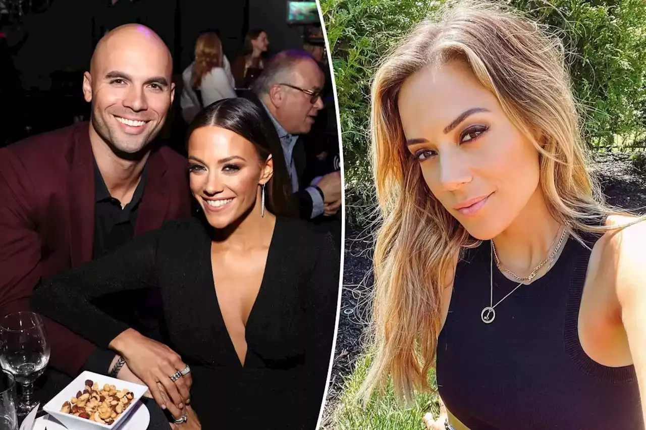 Jana Kramer Claims Ex Husband Mike Caussin Wouldnt Perform Oral Sex For Years 5691