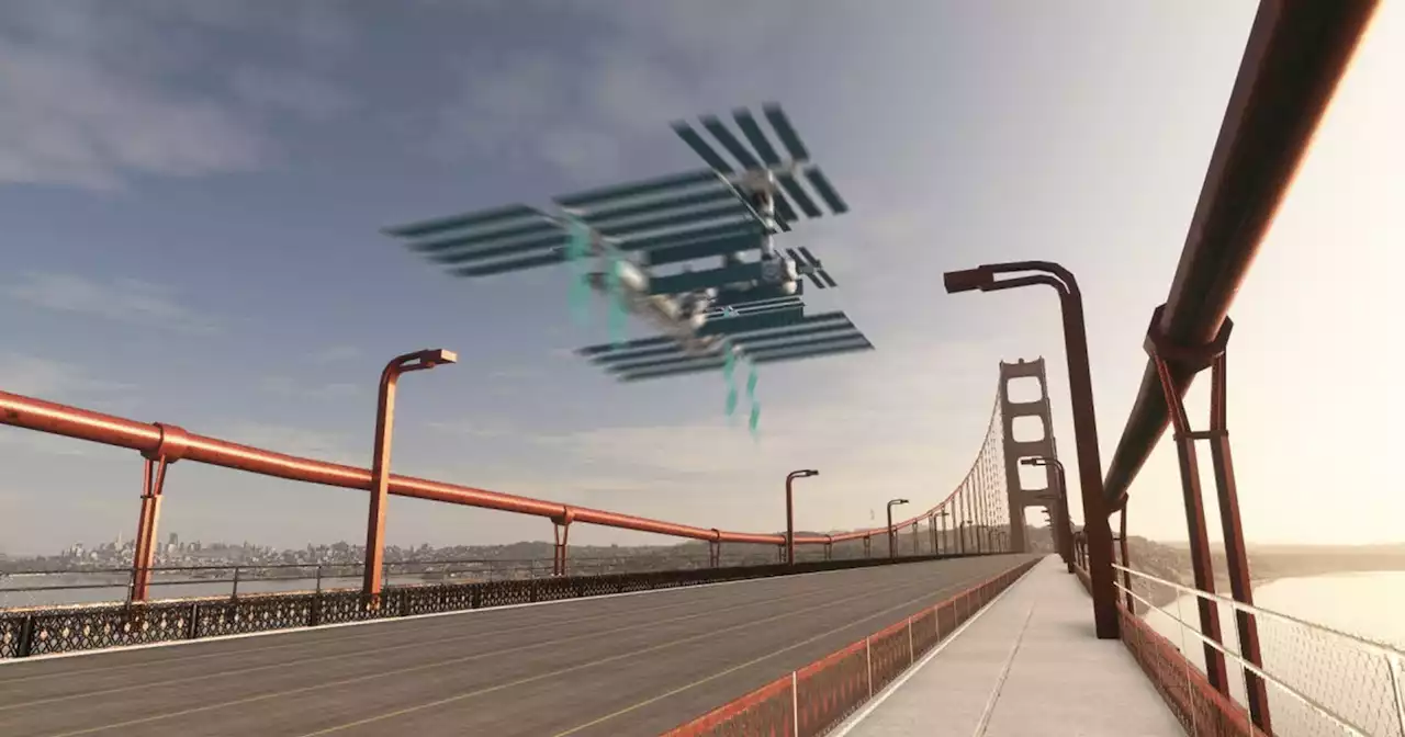This is What the ISS Would Look Like if It Flew at Airplane Altitude