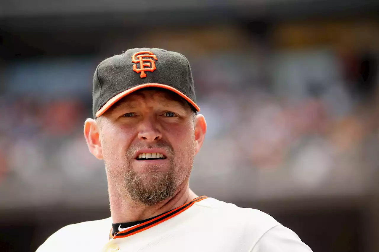 Aubrey Huff is getting clobbered in his school board race