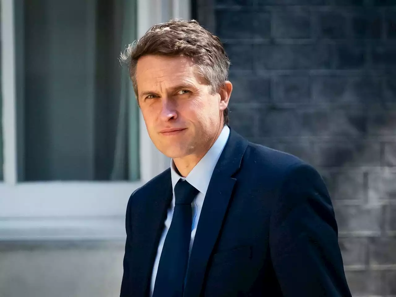 Sir Gavin Williamson will not take severance payment after two weeks in office