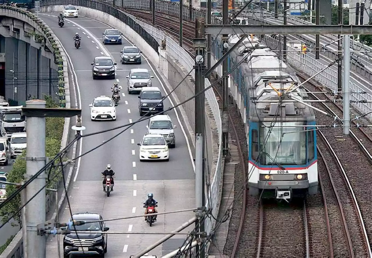 Transfer of operations, maintenance of MRT-3 to private sector mulled