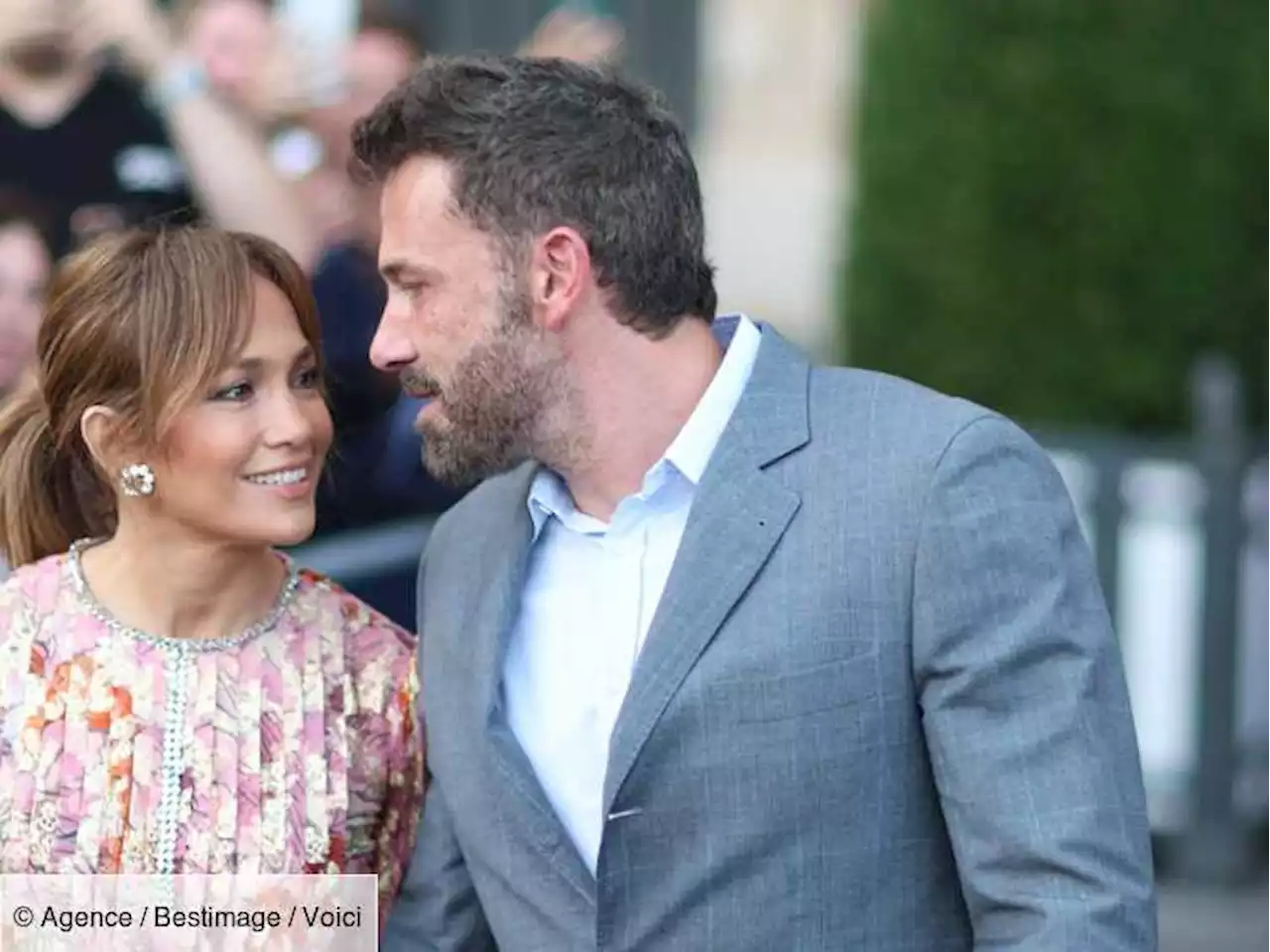 Jennifer Lopez dévoile comment elle a repris contact avec Ben Affleck - Voici