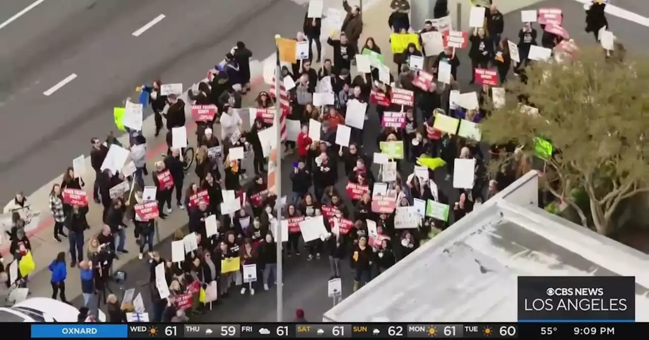 Covina-Valley Unified teachers poised to strike with just hours left to reach agreement